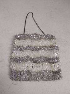 lot 6252 image: beaded purse needs work