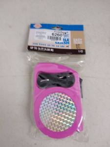 lot 6260 image: family pet retractable leash