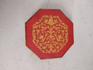 lot 6268 image: red wooden box