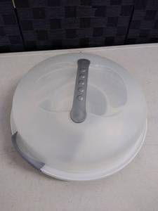 lot 6273 image: vegable container