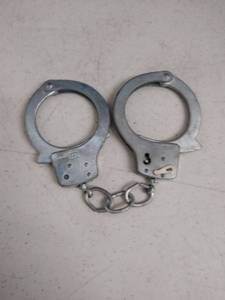 lot 6317 image: handcuffs
