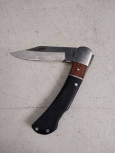 lot 6352 image: black and brown pocket knife