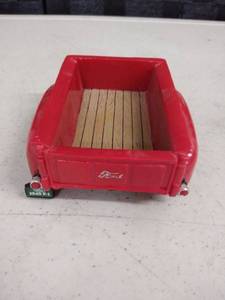 lot 6382 image: ford holder
