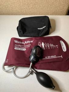 lot 3058 image: Welch Allyn Adult 12 Blood Pressure Cuff