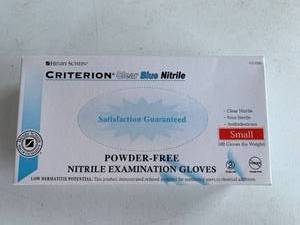 lot 5007 image: Criterion Clear Blue Nitrile Powder Free Examination Gloves Small Package of 100