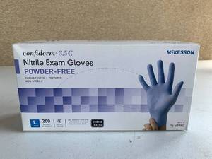 lot 5016 image: Confiderm 3.5C Nitrile Exam Gloves 200 Large