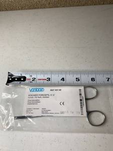 lot 5071 image: Vantage Kocher Forceps Curved 5 12 Inch