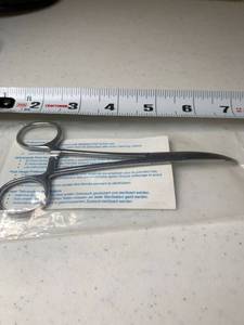 lot 5081 image: Vantage Kelly Forceps Curved 5 12 Inch