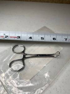 lot 5098 image: Miltex Backhaus Towel Clamp 3 12 Inch