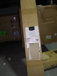 lot 6061 image: Shower Curtain Tension Rod - 36-54, Black - Preowned