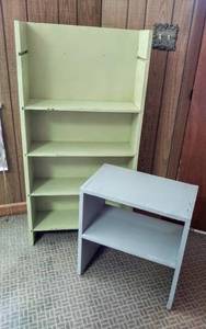 lot 110 image: 2 Painted Wood Shelves  4 x 2 & 21 x 20