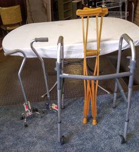lot 139 image: 2 Stand-Alone Canes, Walker & Crutches