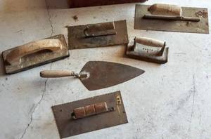 lot 163 image: Lot of 6 Trowels