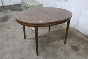 lot 9313 image: Dining Table