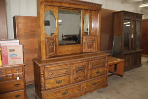 lot 9327 image: Dresser with Mirror