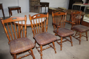 lot 9349 image: 4 Wood Chairs