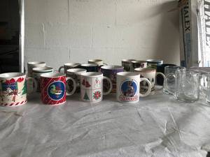 lot 9393 image: Mugs and Cups
