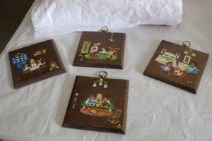 lot 9422 image: Handpainted Plaques