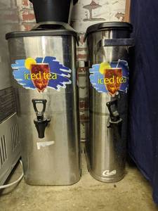 lot 7379 image: Curtis Stainless Steel Iced Tea Dispensers