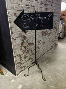 lot 7412 image: Metal Napkin Holder And Arrow Chalkboard Sign