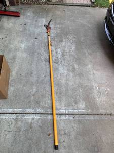 lot 3118 image: 12 Foot Fiberglass Telescoping Pole Pruning Saw