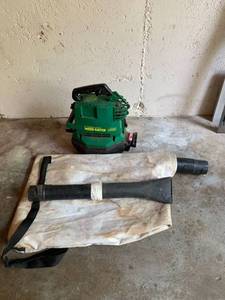 lot 3122 image: Weed Eater BV 165 BlowerVac Gas Powered Untested
