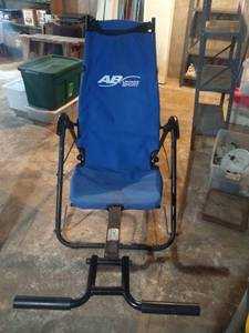 lot 3127 image: Ab Lounge Sport