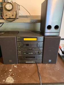 lot 3139 image: Sharp AMFM Synthesizer Tuner and Acoustic Super Woofer