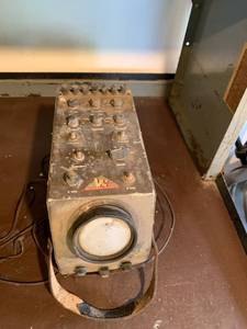 lot 3141 image: Waterman Products Oscilloscope Untested