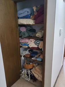 lot 3167 image: Closet Full of Linens  Blankets  Towels and More