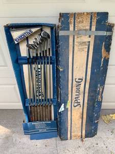 lot 3183 image: Spalding Walter Hogan Irons Golf Clubs