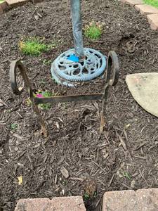 lot 3185 image: Vintage Iron Boot Scraper