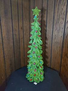 lot 5259 image: 3ft Christmas Tree Decor