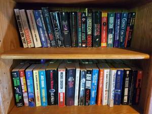 lot 5290 image: Lot of Paperback Novels