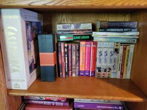 lot 5296 image: Lot of VHS and Literature