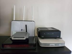lot 5303 image: Lot of Network Docs