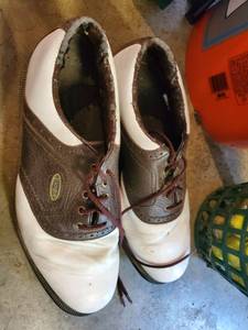 lot 5316 image: 2 Pairs of Size 10.5 Foot Joy Golfers Shoes