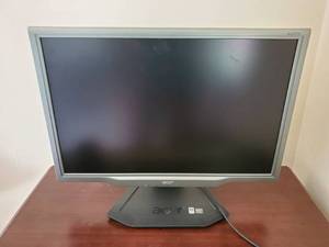 lot 5327 image: Acer LCD Computer Monitor 2007
