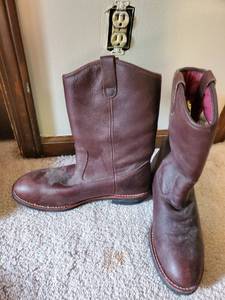 lot 5345 image: Lot of Cabela Boots Size 11D