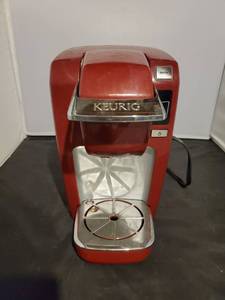 lot 8006 image: Red Keurig - Untested