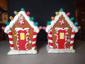 lot 8021 image: Lot Of 2 Hallmark Light-up Gingerbread Gumdrop Ceramic Musical House 2008