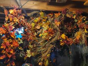 lot 8062 image: Lot of 3 Harvest Thanksgiving Reefs