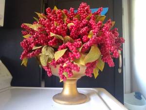 lot 8186 image: Bronze Colored Decorative Bowl With Plastic Red Berries