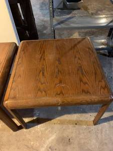 lot 8214 image: Meuller Wood End Table