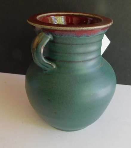 lot 1128 image: China Vase