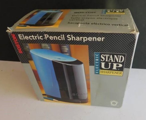 lot 1137 image: Electric Pencil Sharpner