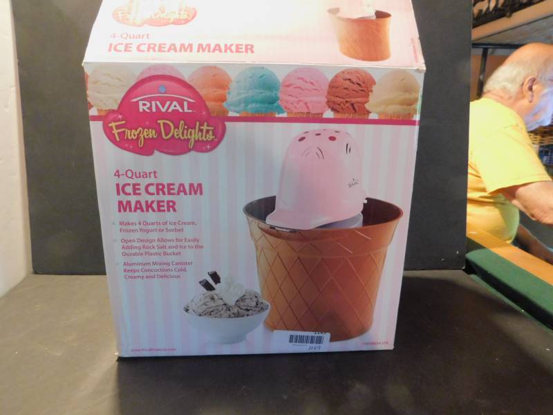 lot 1149 image: Ice Cream Maker