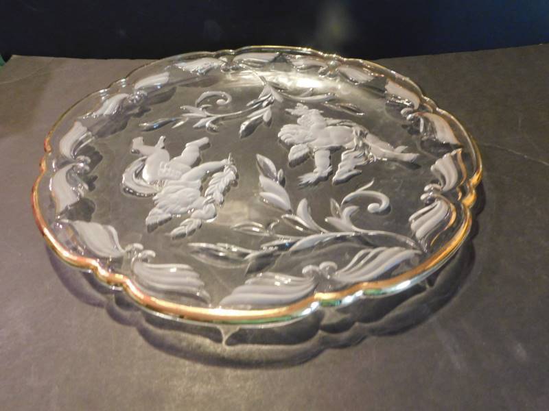 lot 1477 image: Serving Platter