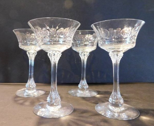 lot 1492 image: Vintage Champagne Stems (4 each)
