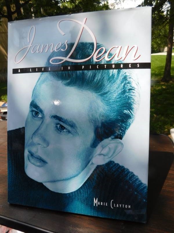lot 6106 image: James Dean Book